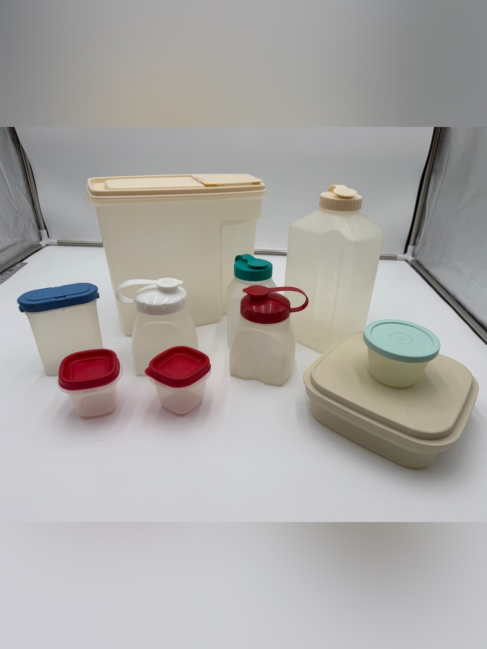 Vintage Tupperware Rubbermaid Kitchen Storage Container Lot Retro Canisters